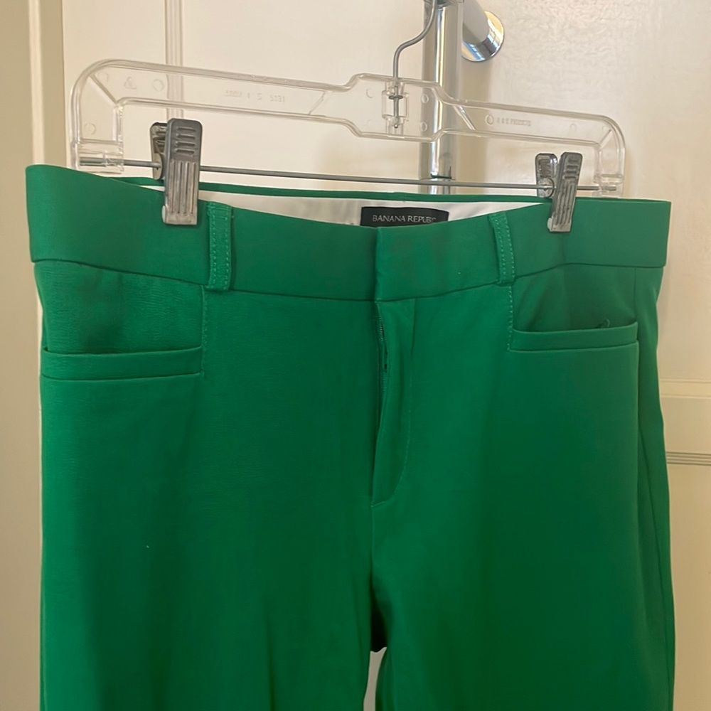 Banana Republic: Green Sloan pants size 6